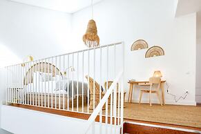 Under the Moon Apartment