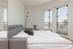 Pet-friendly Kasprzaka Studio by Renters