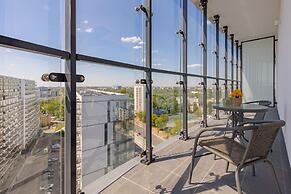 Pet-friendly Kasprzaka Studio by Renters