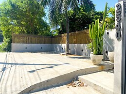 Casa Pé na Areia em frente à Ilhabela