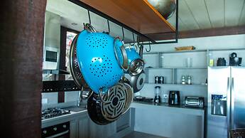 Casa Pé na Areia em frente à Ilhabela