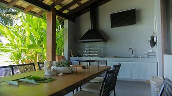 Casa Pé na Areia em frente à Ilhabela