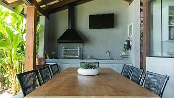 Casa Pé na Areia em frente à Ilhabela