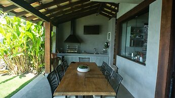 Casa Pé na Areia em frente à Ilhabela