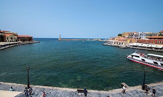 Mosaic Venetian Harbour Suites