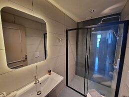 Mosaic Venetian Harbour Suites