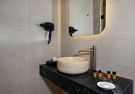 Mosaic Venetian Harbour Suites