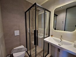 Mosaic Venetian Harbour Suites