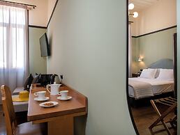 Mosaic Venetian Harbour Suites