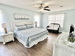 Bayou Breeze 4 Bedroom Home by RedAwning