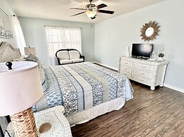 Bayou Breeze 4 Bedroom Home by RedAwning