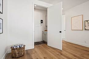 Sun-kissed At Desert Color 5 Bedroom Townhouse