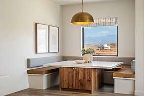 A Bit Of Paradise 7 Bedroom Townhouse