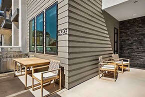 A Bit Of Paradise 7 Bedroom Townhouse