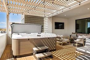 A Bit Of Paradise 7 Bedroom Townhouse