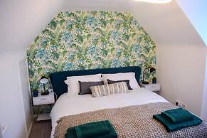 Charming 4-bed Cottage in Hayling Island - Hot Tub