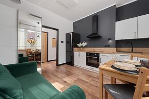 Norwida Apartment Wroclaw by Renters