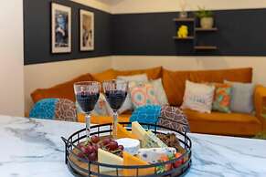 All Ensuite,smarttvs,garden,20 Mins to Nec,parking