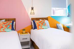 All Ensuite,smarttvs,garden,20 Mins to Nec,parking