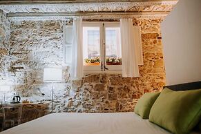 Ambrosia-Timeless Hosting