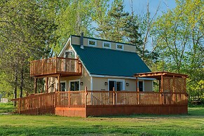 Black River Cottages