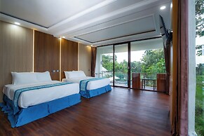Nirvana Hotel Resort Tetebatu