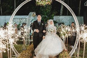 Nirvana Hotel Resort Tetebatu