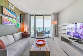 Beachfront Tranquility Condo with Mesmerizing View