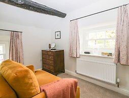 Old Farm Cottage