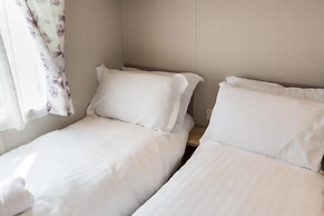 Rosedale Lakeside Lodge