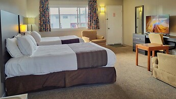 Maple Leaf Inn & Suites