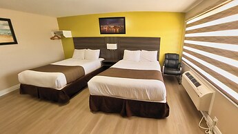 Maple Leaf Inn & Suites