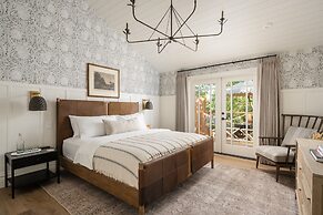 Orchard Hill