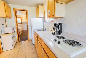 Kebek 3 Oceanside Motel