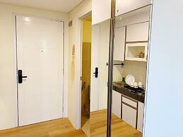 Altiz Apartments at Bintaro by OkeStay