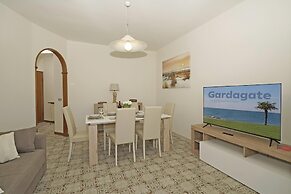 Casa Pel r in Toscolano Maderno