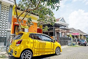 OYO Life 91931 Permata Brantas Syariah Homestay