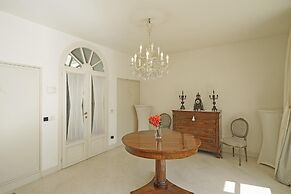 Villa San Carlo in Ro