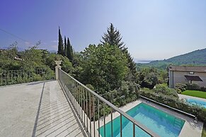 Villa San Carlo in Ro