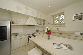 Villa San Carlo in Ro