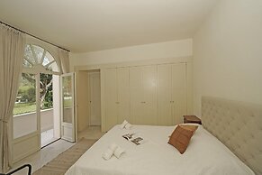 Villa San Carlo in Ro