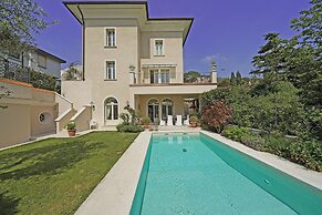 Villa San Carlo in Ro