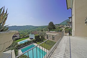 Villa San Carlo in Ro