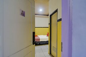 OYO 92040 Superstar Kost Dan Homestay