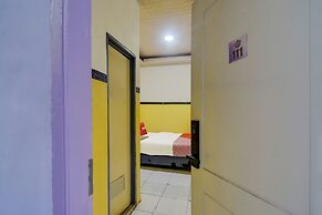 OYO 92040 Superstar Kost Dan Homestay
