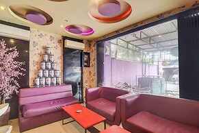 OYO 92040 Superstar Kost Dan Homestay