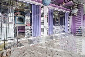 OYO 92040 Superstar Kost Dan Homestay