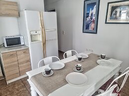 Cycladic Pleasure Houses by the Sea