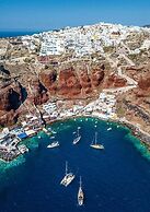 Cycladic Pleasure Houses by the Sea