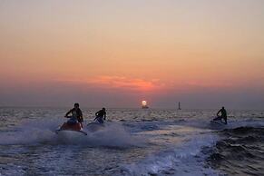 Cycladic Pleasure Houses by the Sea